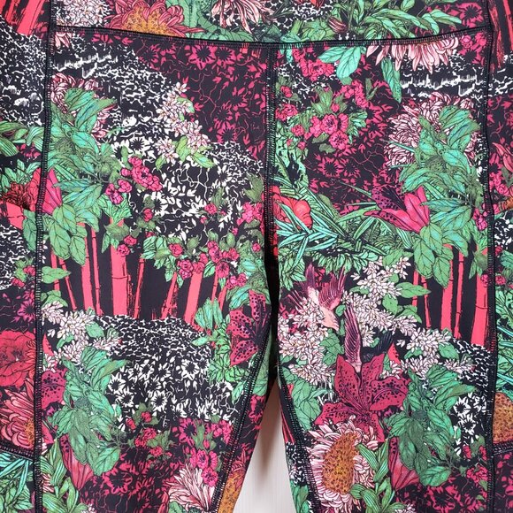 Lululemon Fast & Free 7/8 Tight II Nulux 25" Black and colorful floral Size 8 - Picture 2 of 10